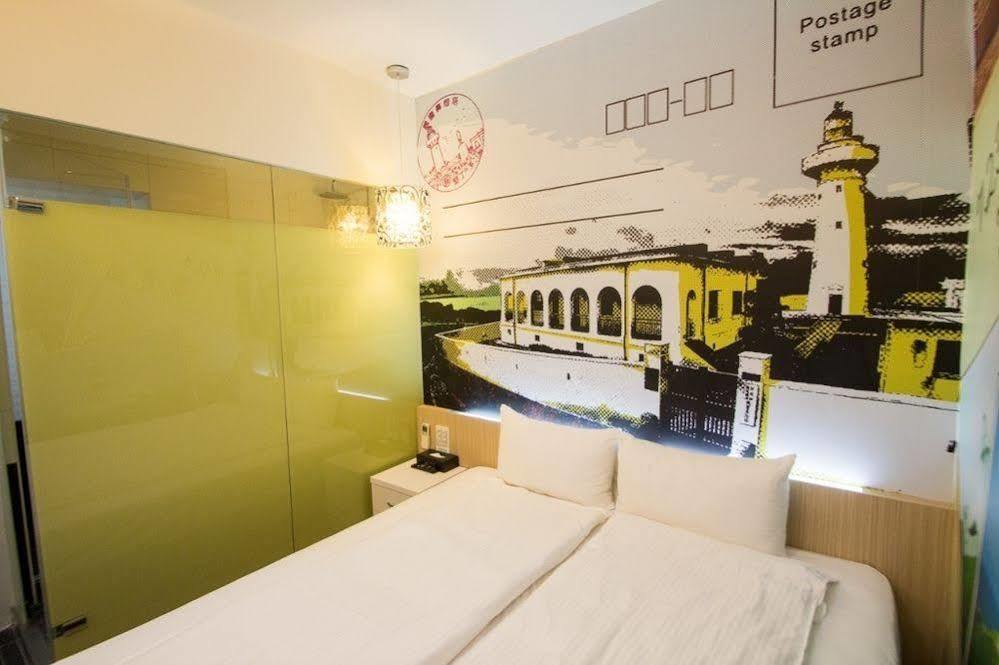 Morwing Hotel - Ocean Taipei Bagian luar foto